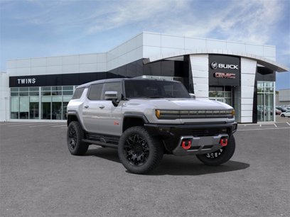 New 2025 GMC Hummer EV 2X w/ LPO, Sport Package