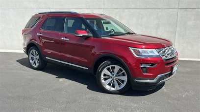 Certified 2019 Ford Explorer Limited w/ Class III Trailer Tow Package