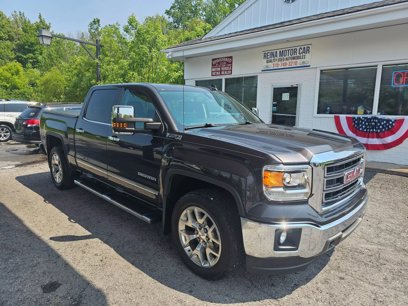 Used 2015 GMC Sierra 1500 SLT w/ SLT Crew Cab Value Package
