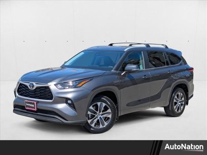 Used 2023 Toyota Highlander XLE