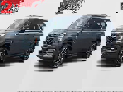 New 2025 Nissan Armada SL w/ Captain's Chari Seat Package