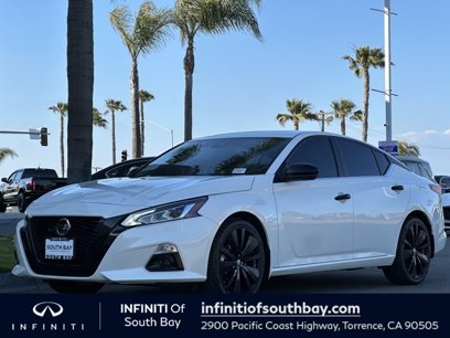 Used 2022 Nissan Altima 2.5 SR w/ Midnight Edition Package