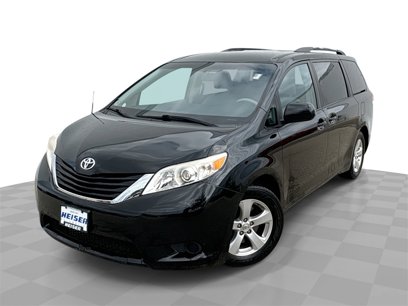 Used 2012 Toyota Sienna LE
