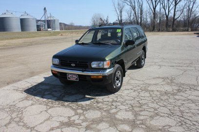 Used 1998 Nissan Pathfinder XE