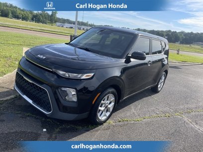 Used 2022 Kia Soul LX w/ Technology Package