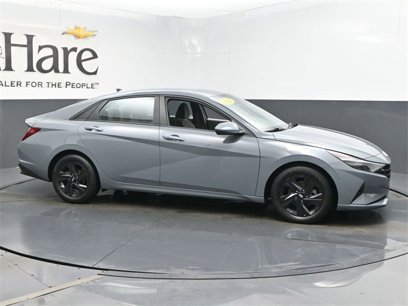 Used 2021 Hyundai Elantra SEL w/ Convenience Package