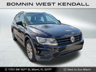 Used 2018 Volkswagen Tiguan SE w/ Panoramic Sunroof Package