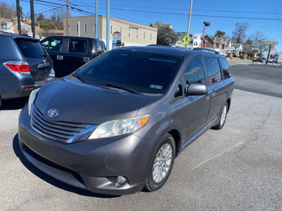 Used 2017 Toyota Sienna