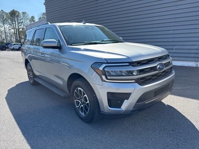 Used 2024 Ford Expedition XLT