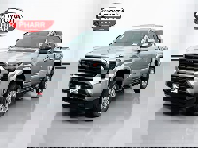 New 2025 Toyota Tacoma SR5
