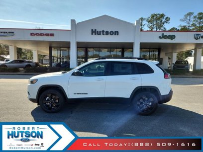 New 2023 Jeep Cherokee Altitude Lux w/ Lux Elite Package