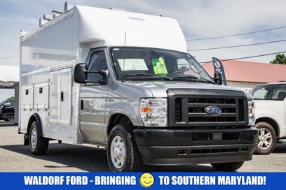 Used 2025 Ford E-350 and Econoline 350 Super Duty w/ Driver's Safety Package
