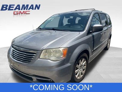Used 2014 Chrysler Town & Country Touring