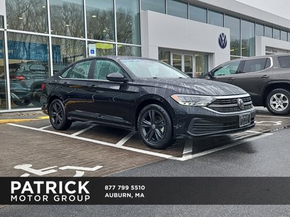 Used 2024 Volkswagen Jetta SE