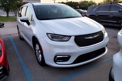 Used 2023 Chrysler Pacifica Touring-L