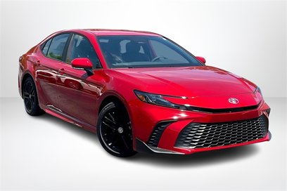 Used 2025 Toyota Camry SE