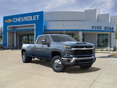 New 2025 Chevrolet Silverado 3500 LT w/ Safety Package