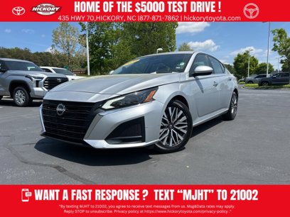 Used 2023 Nissan Altima 2.5 SV