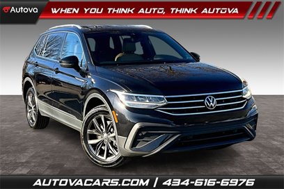 Used 2023 Volkswagen Tiguan SE