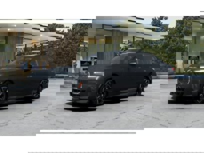 New 2025 BMW 750e xDrive w/ Executive Package