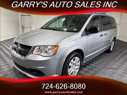 Used 2019 Dodge Grand Caravan SE w/ UConnect Hands-Free Group