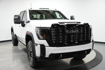 New 2025 GMC Sierra 2500 AT4