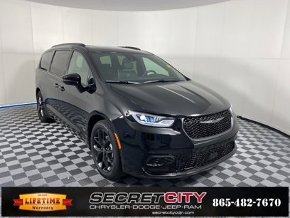 New 2026 Chrysler Pacifica Limited
