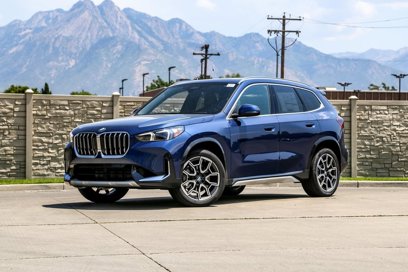 New 2025 BMW X1 xDrive28i w/ Premium Package