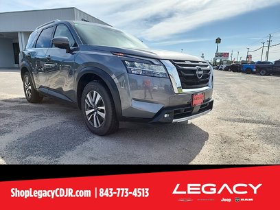 Used 2023 Nissan Pathfinder SL