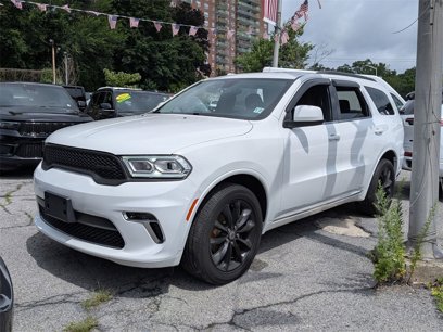 Used 2022 Dodge Durango SXT w/ Anodized Platinum Package