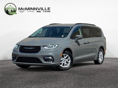 Used 2022 Chrysler Pacifica Touring-L