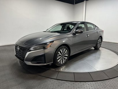 Used 2025 Nissan Altima 2.5 SV