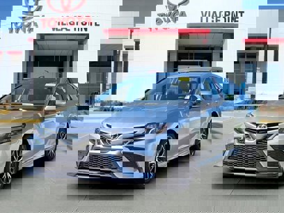 Used 2024 Toyota Camry SE