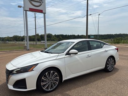Used 2024 Nissan Altima 2.5 SL
