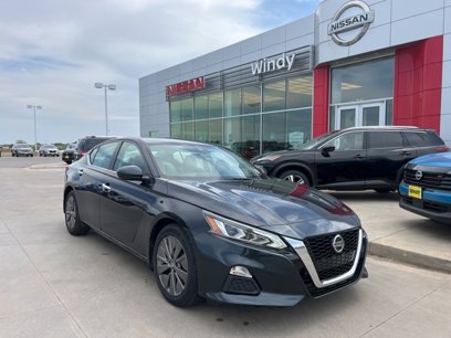 Used 2021 Nissan Altima 2.5 SV