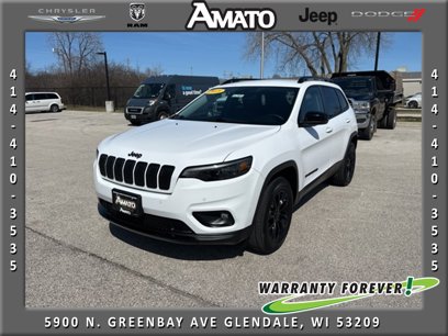 Used 2023 Jeep Cherokee Altitude Lux
