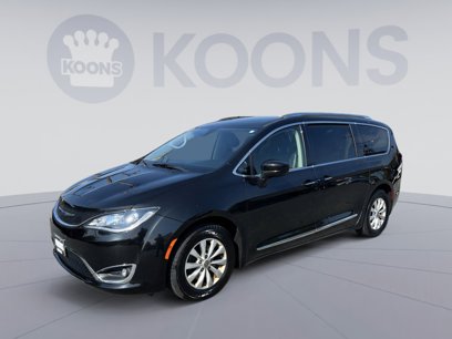 Used 2018 Chrysler Pacifica Touring-L