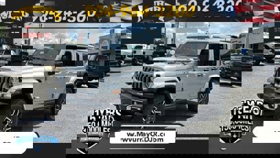 New 2024 Jeep Wrangler Unlimited Sahara w/ Technology Group
