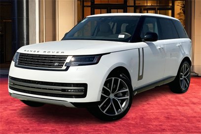 New 2025 Land Rover Range Rover SE