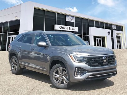 New 2024 Volkswagen Atlas Cross Sport SEL R-Line