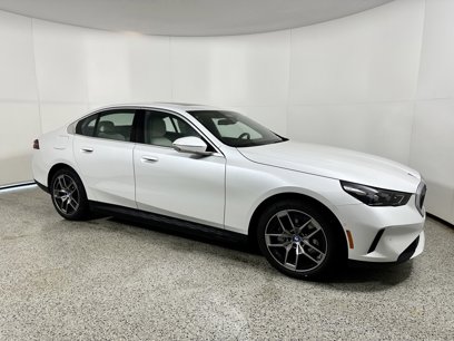 New 2024 BMW i5 eDrive40i w/ Premium Package
