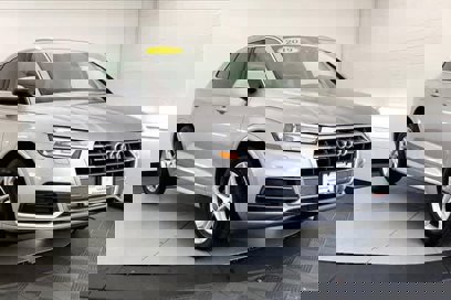 Used 2019 Audi Q5 2.0T Premium w/ Convenience Package