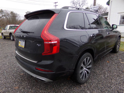 Used 2017 Volvo XC90 T6 Momentum w/ Vision Package