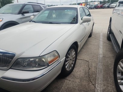 Used 2004 Lincoln Town Car Ultimate