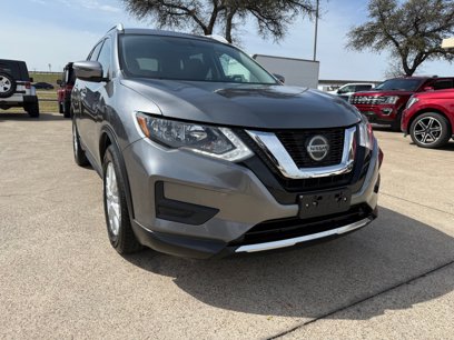 Used 2018 Nissan Rogue SV