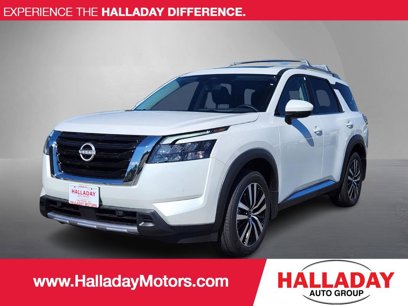 New 2025 Nissan Pathfinder Platinum w/ Cargo Package