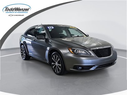 Used 2013 Chrysler 200 Touring w/ S Exterior Appearance Pkg