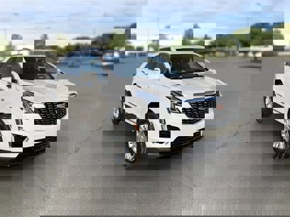 New 2025 Cadillac XT5 Luxury