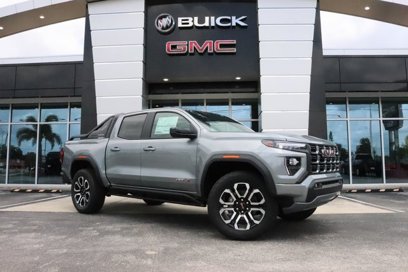 New 2025 GMC Canyon AT4 w/ Nightfall Edition
