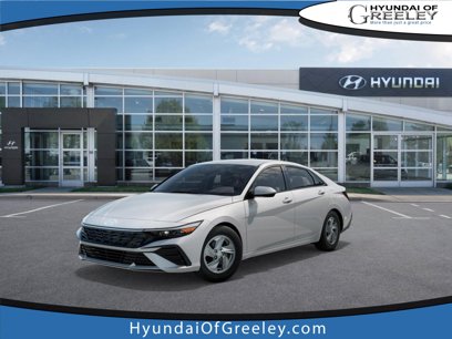 New 2025 Hyundai Elantra SE